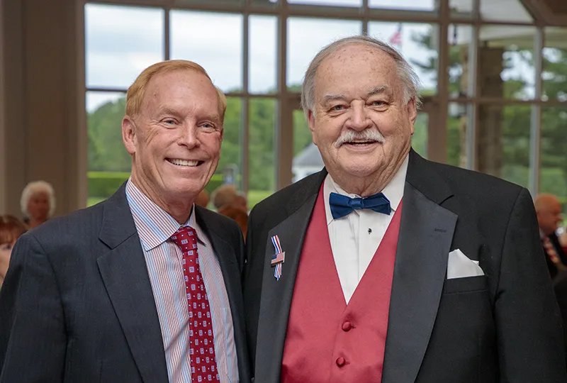 Greg Kahlert, Sam Greenholtz