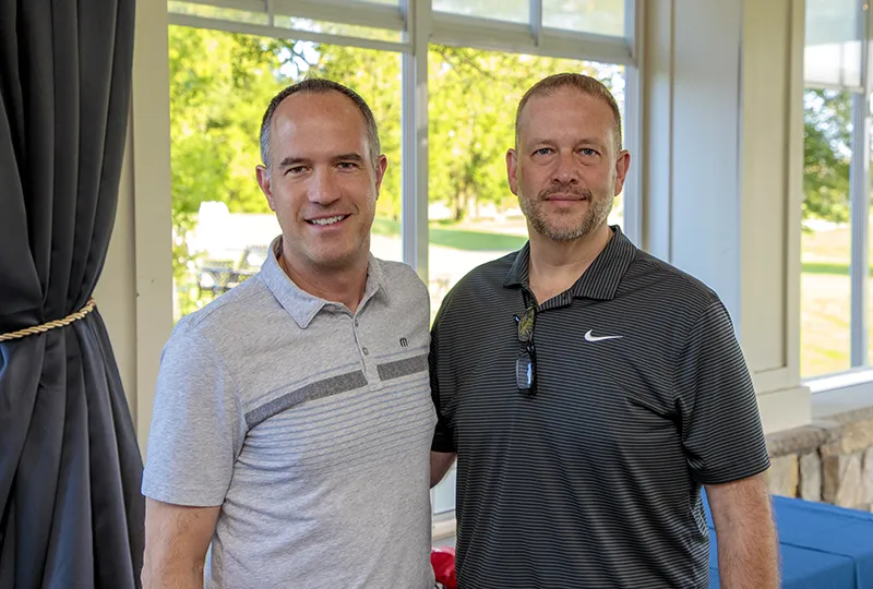 Pete Della-Crowce, Aaron Warren