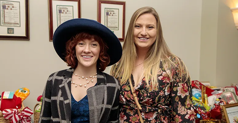 Danielle Winters, Emily Utz