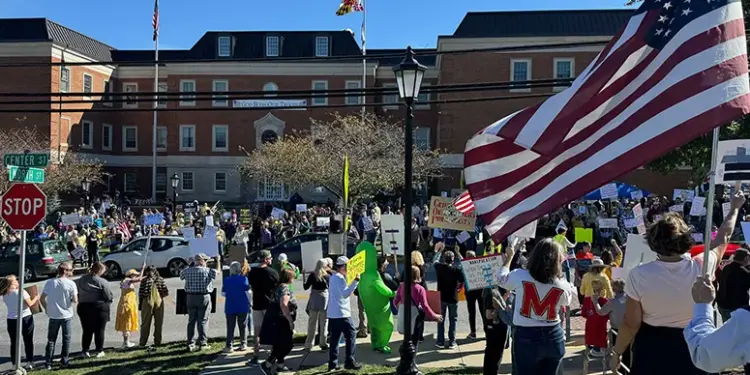 Westmnster "No Kings" protests outside of Carroll County Maryland  Government Buildings