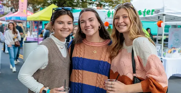 Oyster Stroll 2025