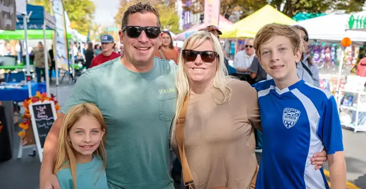 Oyster Stroll 2025